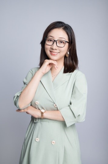 刘彤.jpg