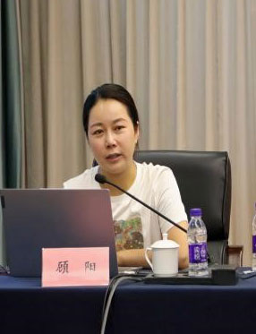 顾阳.jpg