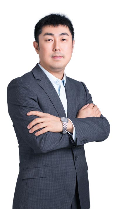 韩亮.jpg