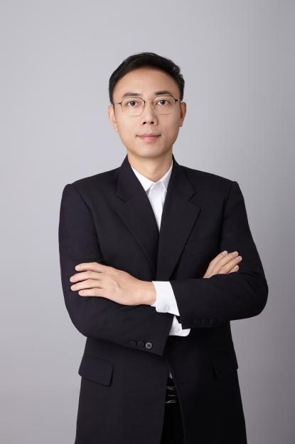 陈舜.jpg