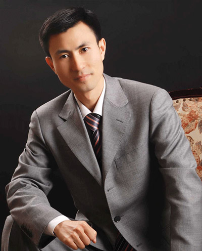 陈待忠.jpg
