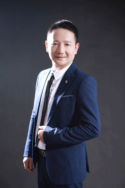 朱晓波.jpg