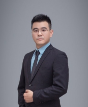 吴铮力老师