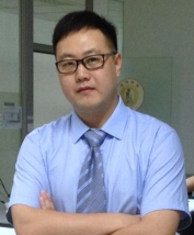 林屹老师