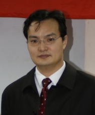 梁勤峰老师