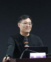 翟一名老师